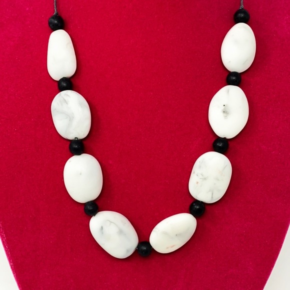 Suzie Blue Grey and White Marble Beaded Necklace - Picture 3 of 6